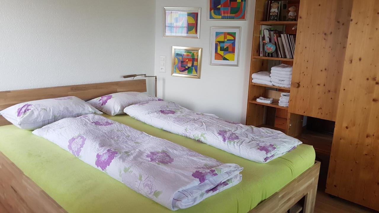 Traumhaftes Chalet Mit Seesicht Krattigen Екстериор снимка