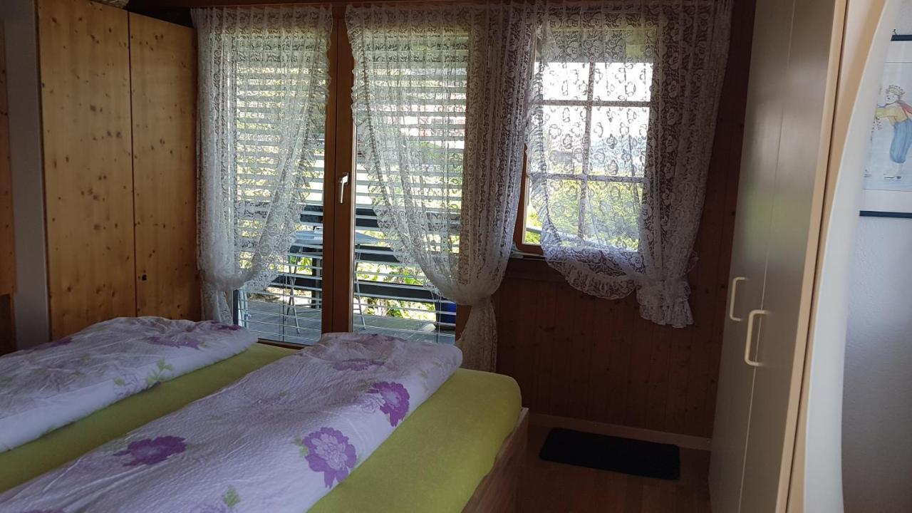 Traumhaftes Chalet Mit Seesicht Krattigen Екстериор снимка