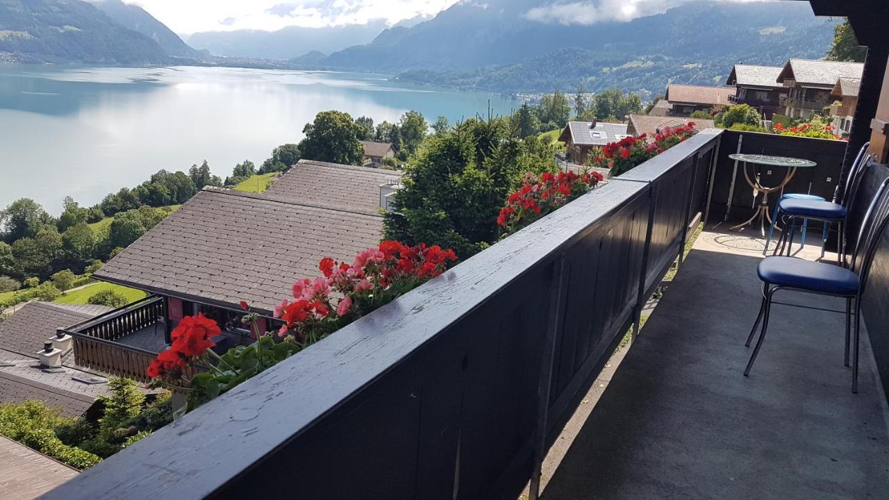 Traumhaftes Chalet Mit Seesicht Krattigen Екстериор снимка